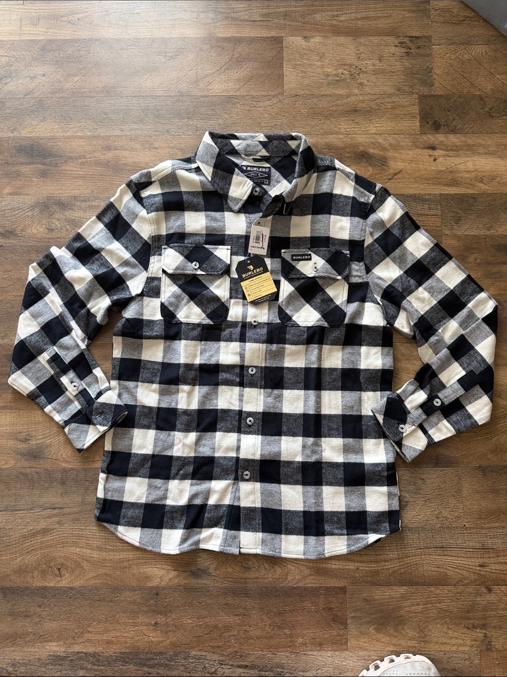 Burlebo flannel long sleeve button down plaid shirt